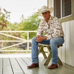 Ariat® Men's M7 Slim Fit Light Wash Straight Leg Jeans 10043187 13 Ariat® Men's M7 Slim Fit Light Wash Straight Leg Jeans 10043187 -ARIA Clothing Shop 10043187g